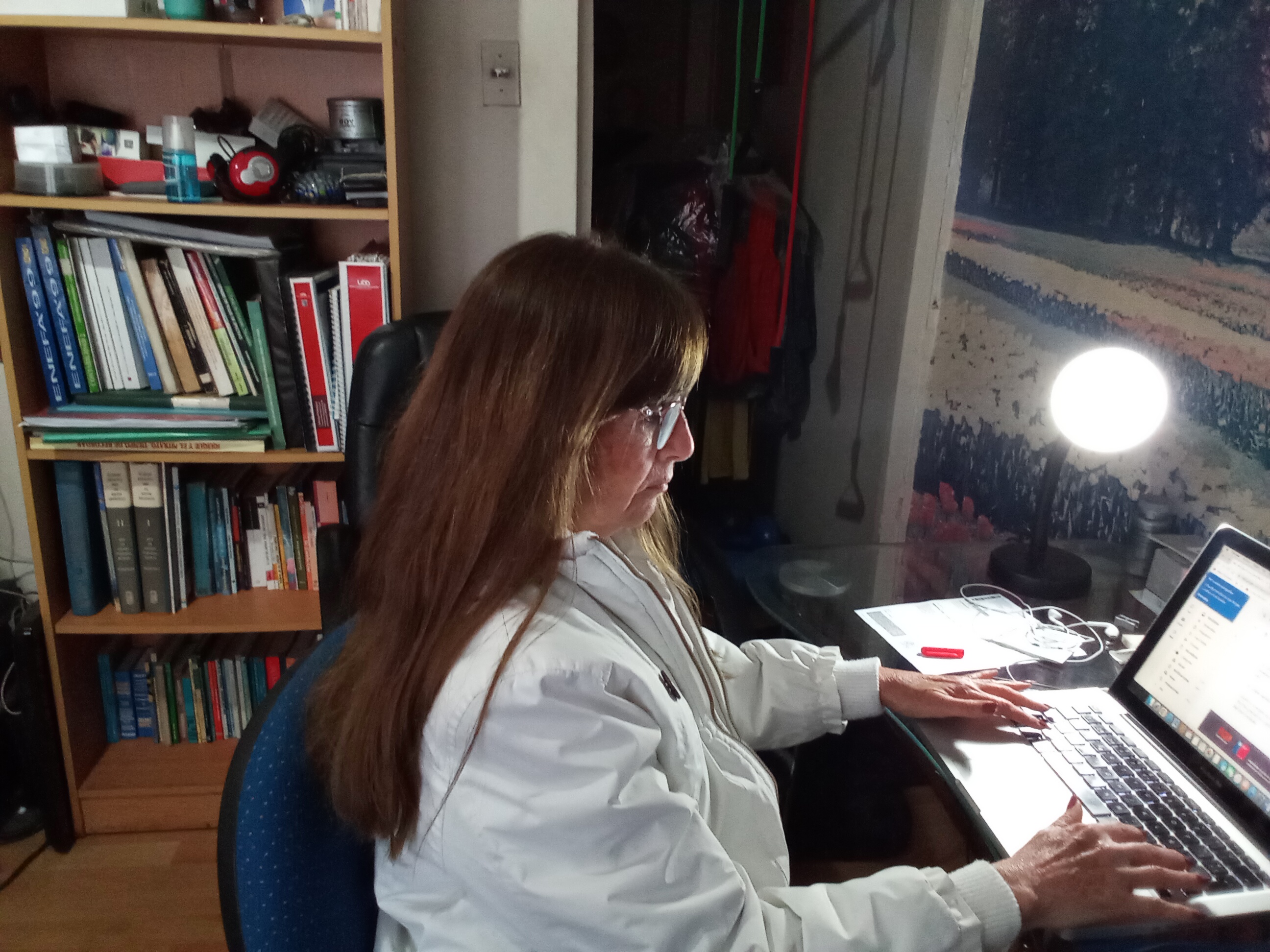 Jacqueline Villalobos Mendoza, profesora de Estado de Historia y Geografía, Instituto Comercial Baldomero Wolnitzky, Iquique Jacqueline Villalobos Mendoza, profesora de Estado de Historia y Geografía, Instituto Comercial Baldomero Wolnitzky, Iquique