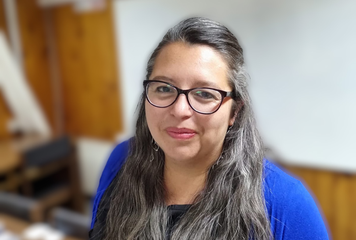 María Carolina Moraga Peñailillo, profesora encargada del establecimiento rural Escritora Marcela Paz María Carolina Moraga Peñailillo, profesora encargada del establecimiento rural Escritora Marcela Paz