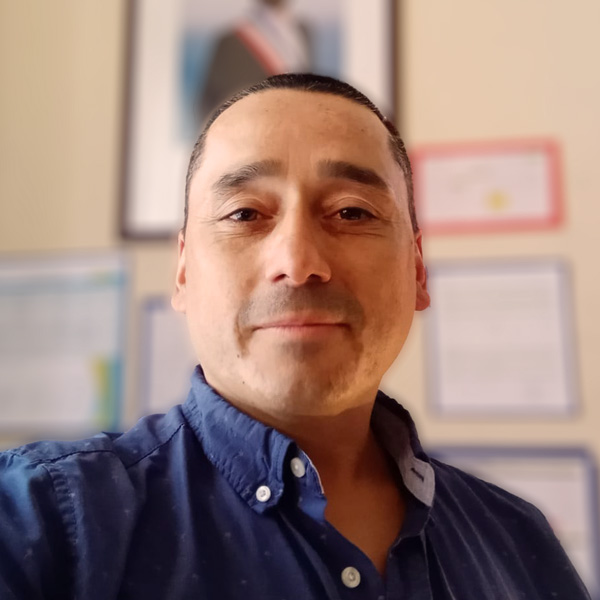Diego Silva Villegas, profesor de Educación General Básica Diego Silva Villegas, profesor de Educación General Básica