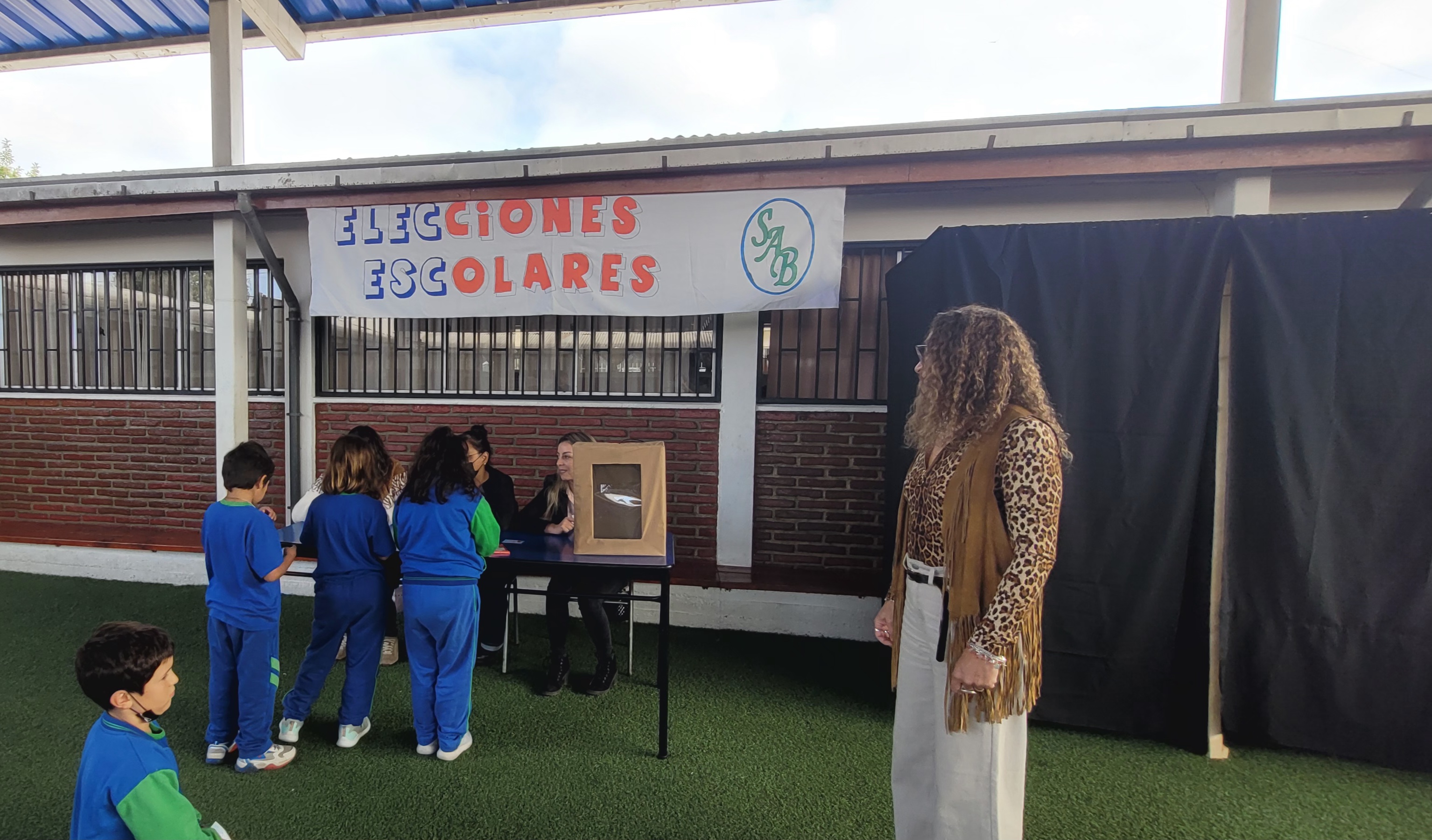 Elecciones escolares Comunidad de aprendizaje colegio San Alfonso de El Boldo, Curicó, realizando procesos de votación para elegir directiva año 2023