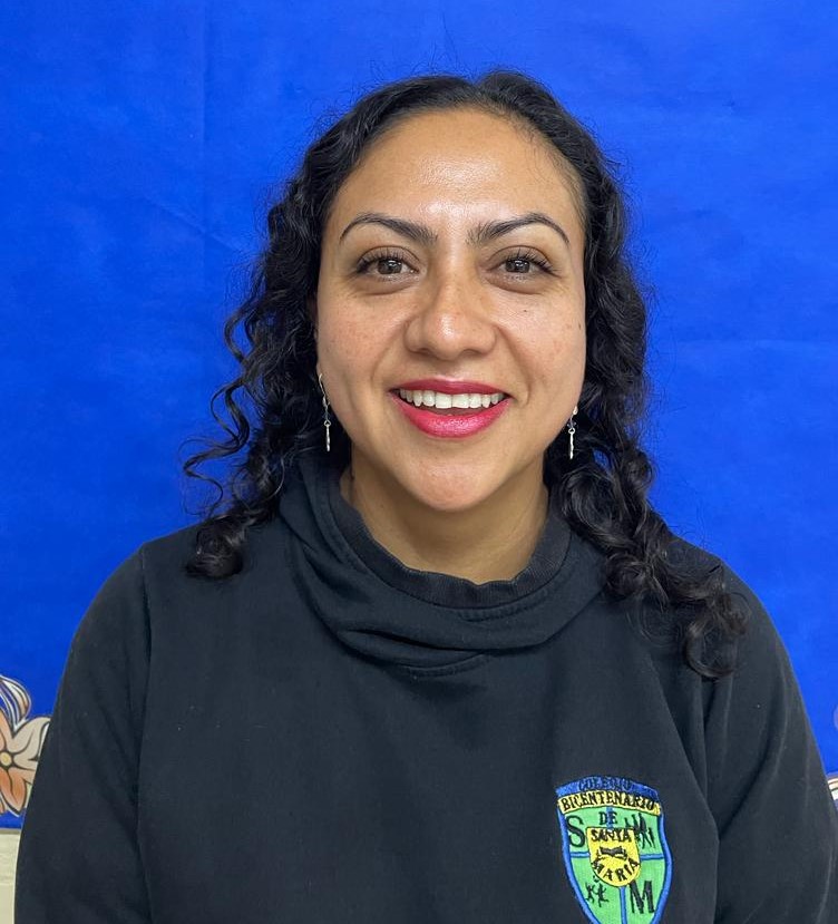 Elizabeth Urbina, profesora de Lenguaje Elizabeth Urbina, profesora de Lenguaje
