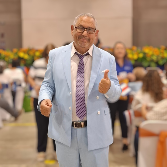 Jorge Zúñiga, profesor de Ciencias Naturales